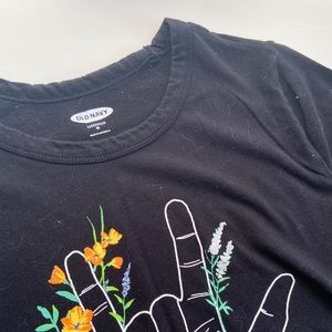 Old Navy graphic t